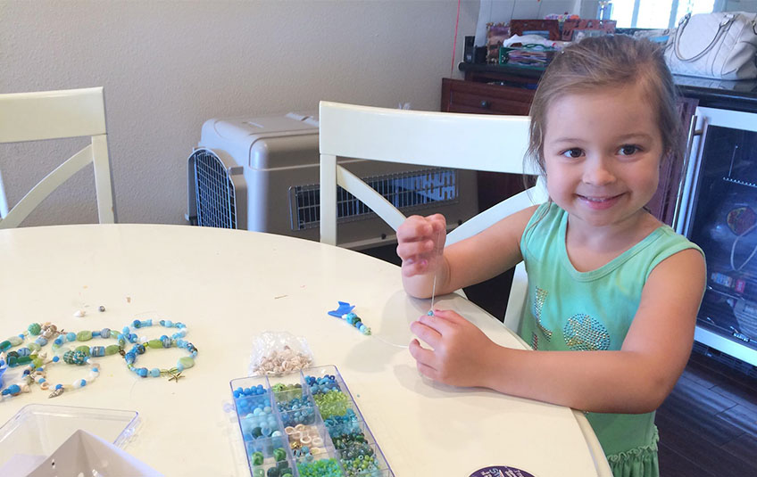 This 5 Year Old is Making Bracelets to Feed Kids
