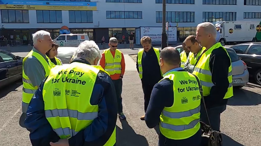 FMSC and Mission Eurasia leaders pray in Poland