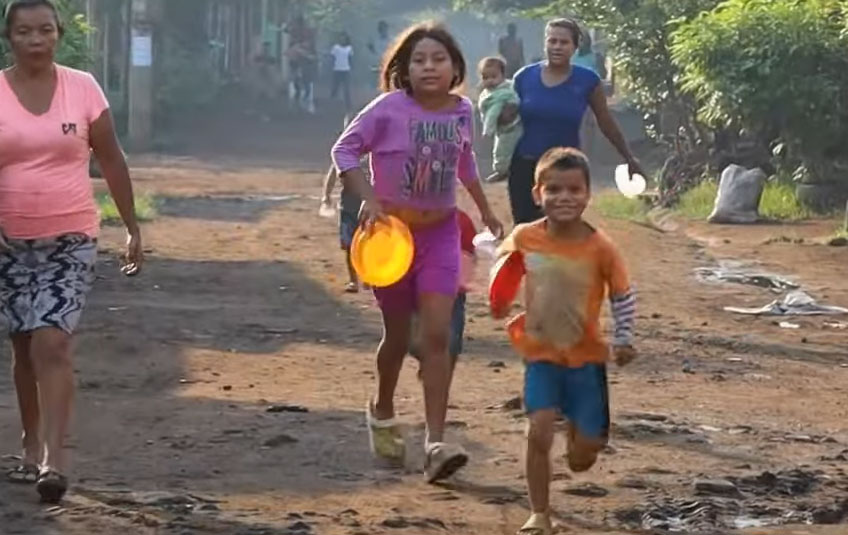 two kids in Nicaragua