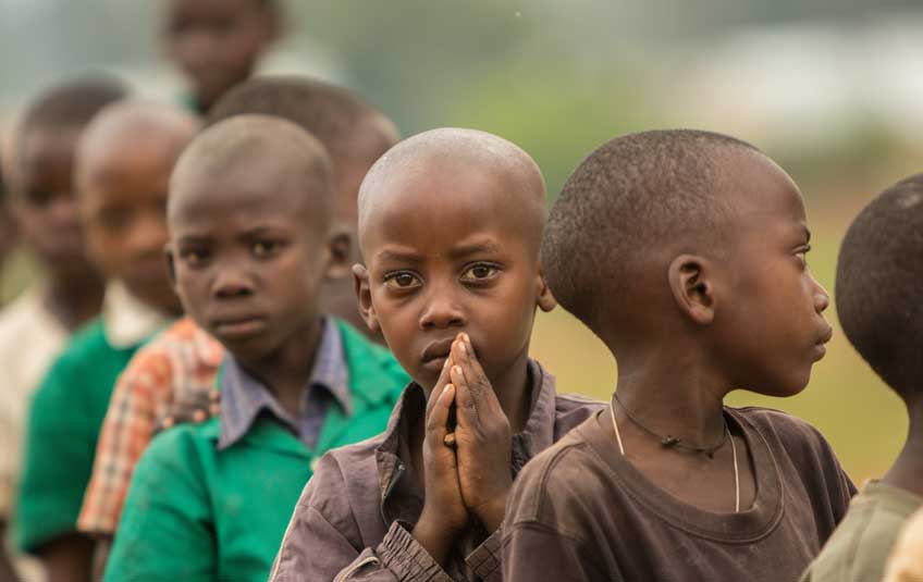 Kids awaiting FMSC food