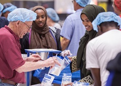 Packing meals at a MobilePack